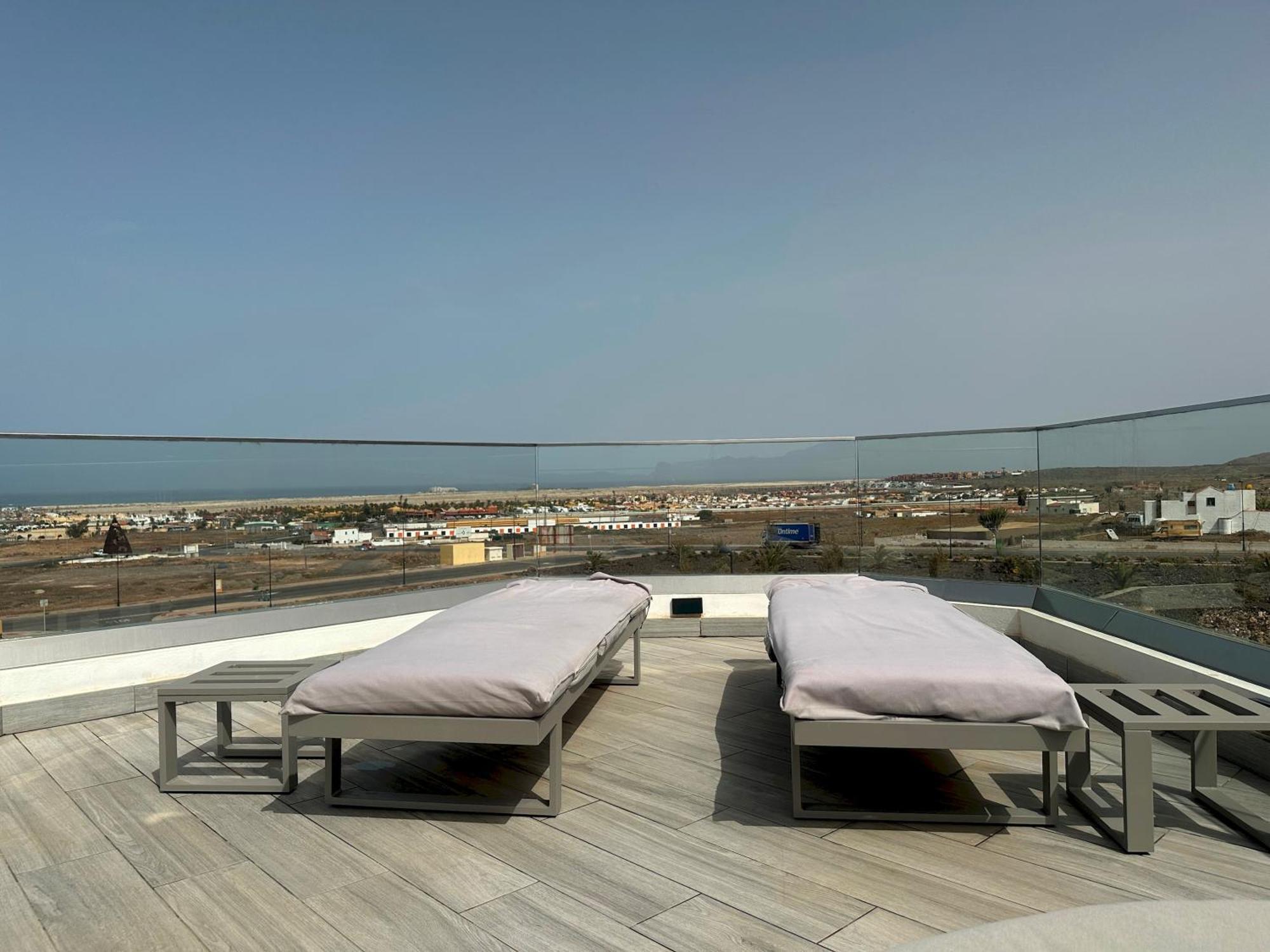 Villa Poseidon Corralejo With Private Heated Pool, Sauna And Stunning Volcano Views By Amazzzing Travel Eksteriør bilde