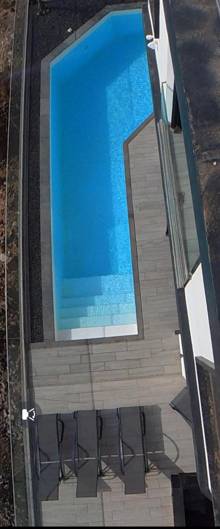 Villa Poseidon Corralejo With Private Heated Pool, Sauna And Stunning Volcano Views By Amazzzing Travel Eksteriør bilde