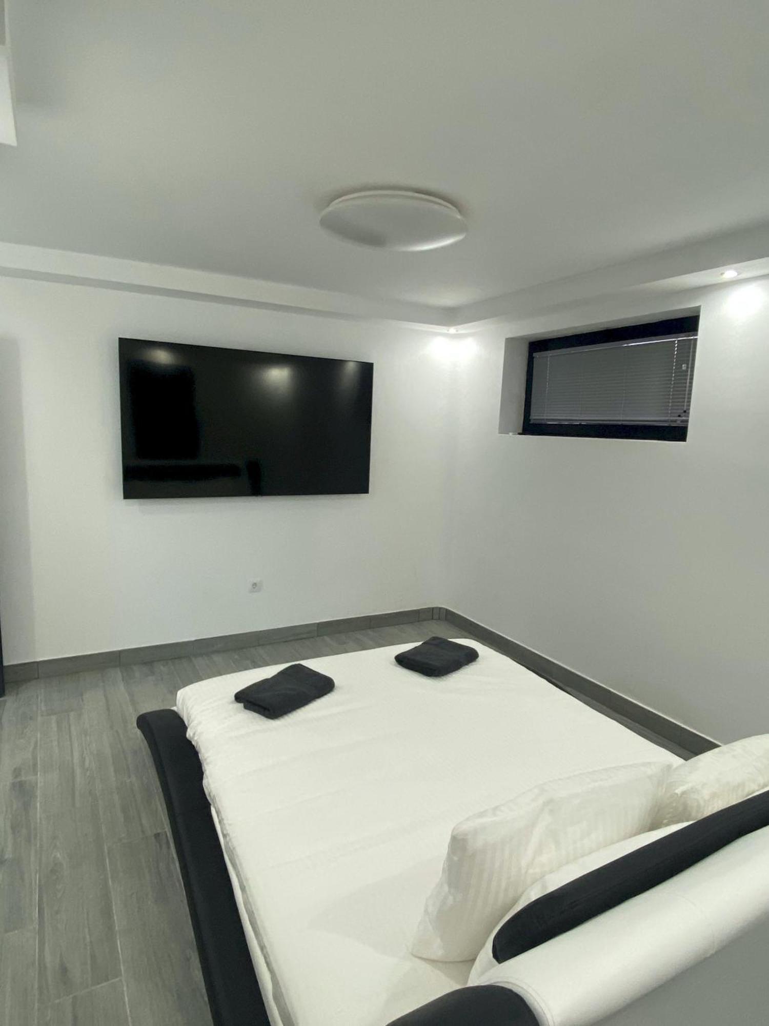 Villa Poseidon Corralejo With Private Heated Pool, Sauna And Stunning Volcano Views By Amazzzing Travel Eksteriør bilde